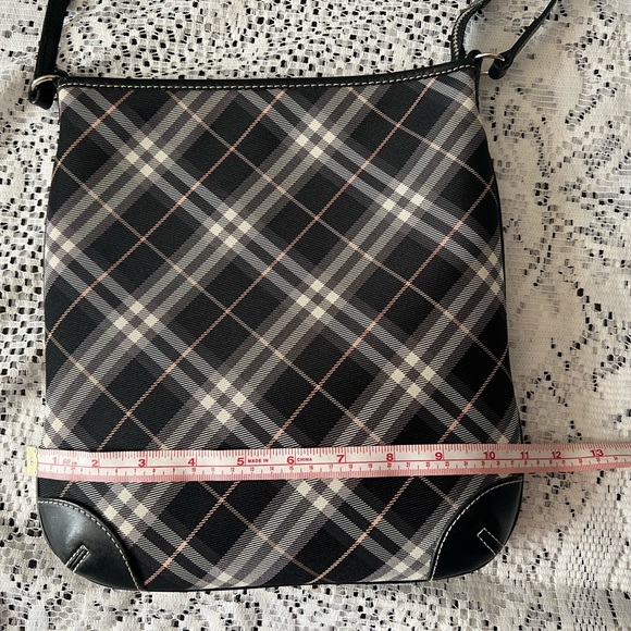 PRELOVED AUTHENTIC BURBERRY LONDON BLUE LABEL CROSSBODY SLING BAG - Picture 7 of 16